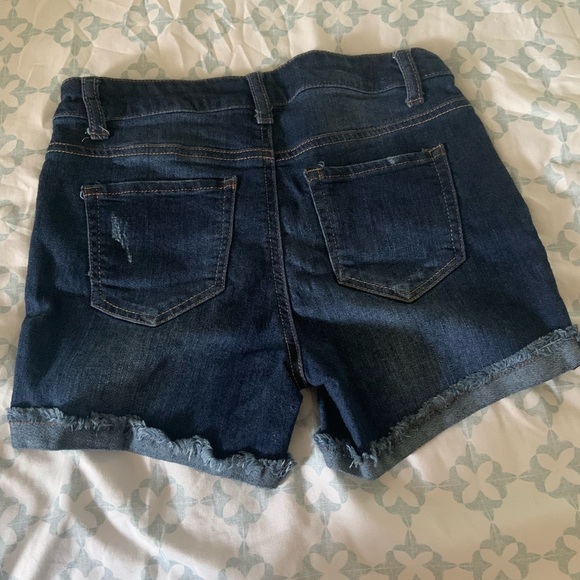 Distressed mid rise midi Jean shorts - Picture 1 of 2